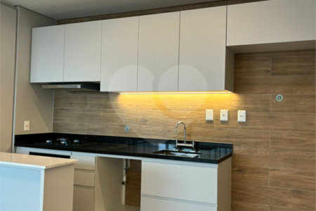 Apartamento à venda com 2 quartos, sendo 1 suíte, em Jardim das Acácias, São Paulo, SP