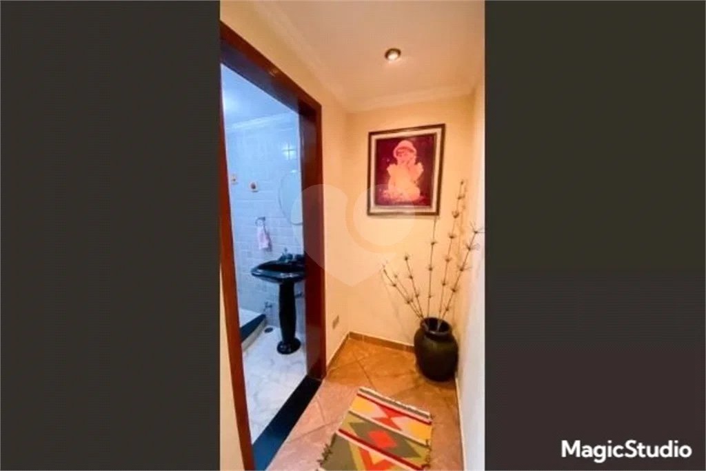 Casa com 540m² , 5 dormitórios , sendo 4 suítes , 10 vagas , à venda no bairro Jardim , em Santo André