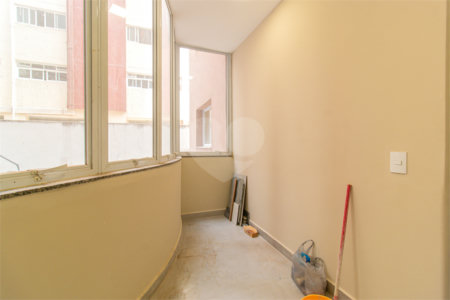 Apartamento à venda com 3 quartos, sendo 2 suítes, em Bela Vista, São Paulo, SP