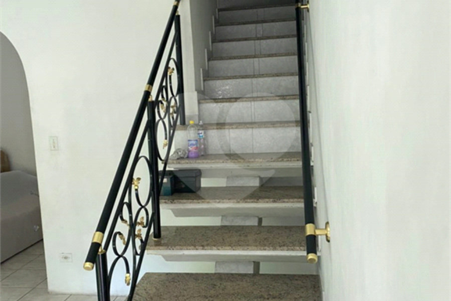 Sobrado à venda com 5 quartos, sendo 1 suíte,  em Tucuruvi, São Paulo, SP