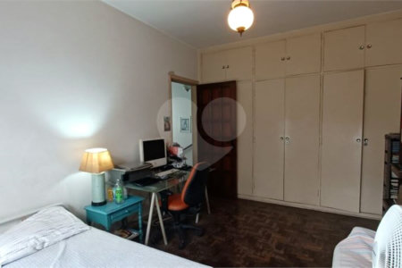 Sobrado à venda com 3 quartos, sendo 1 suíte, em Jardim Novo Mundo, São Paulo, SP