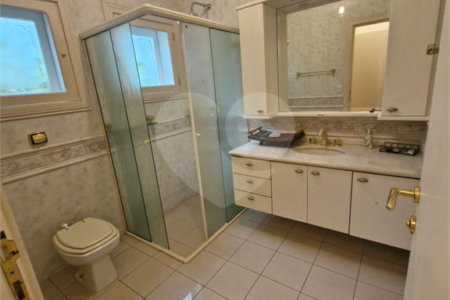 Casa à venda com 4 suítes no condomínio Estância Marambaia, Vinhedo - SP