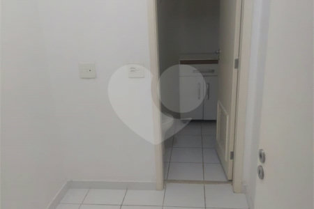 Apartamento à venda com 3 quartos, sendo 2 suítes,  em Vila Andrade, São Paulo, SP
