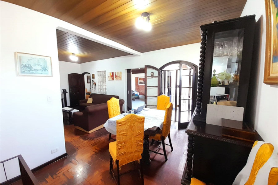 Casa Térrea à venda com 4 quartos em Mandaqui, São Paulo, SP