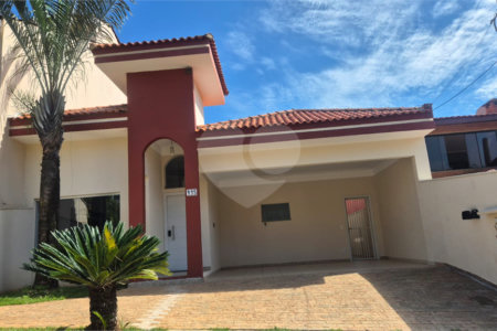 Casa à venda com 3 suítes no condomínio Valença, Sorocaba - SP