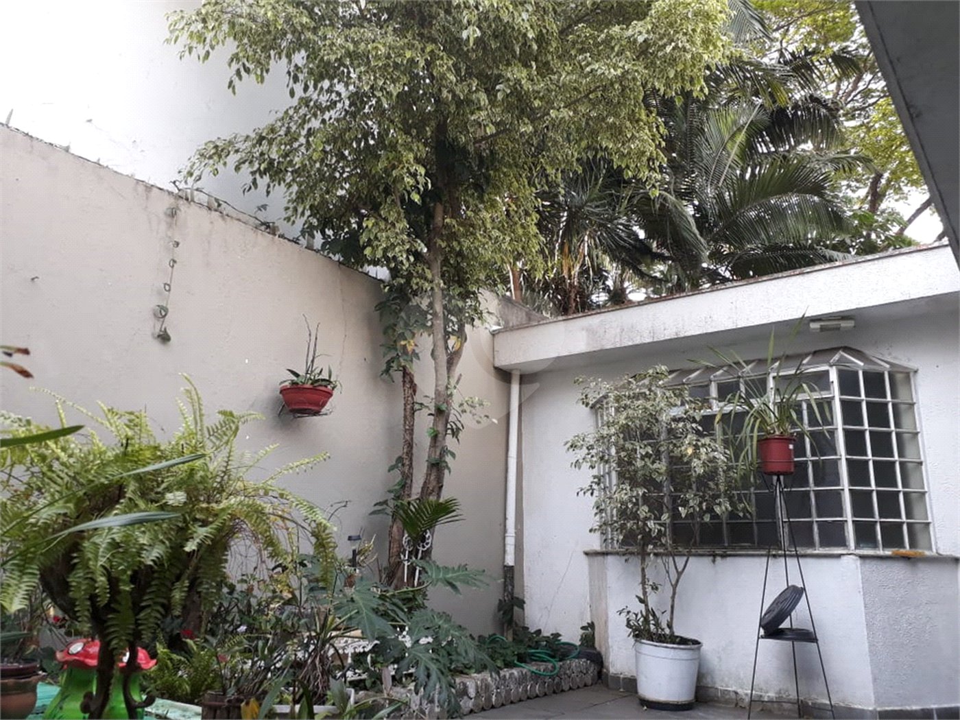 Casa à venda com 3 quartos, sendo 1 suíte, em Campo Belo, São Paulo, SP