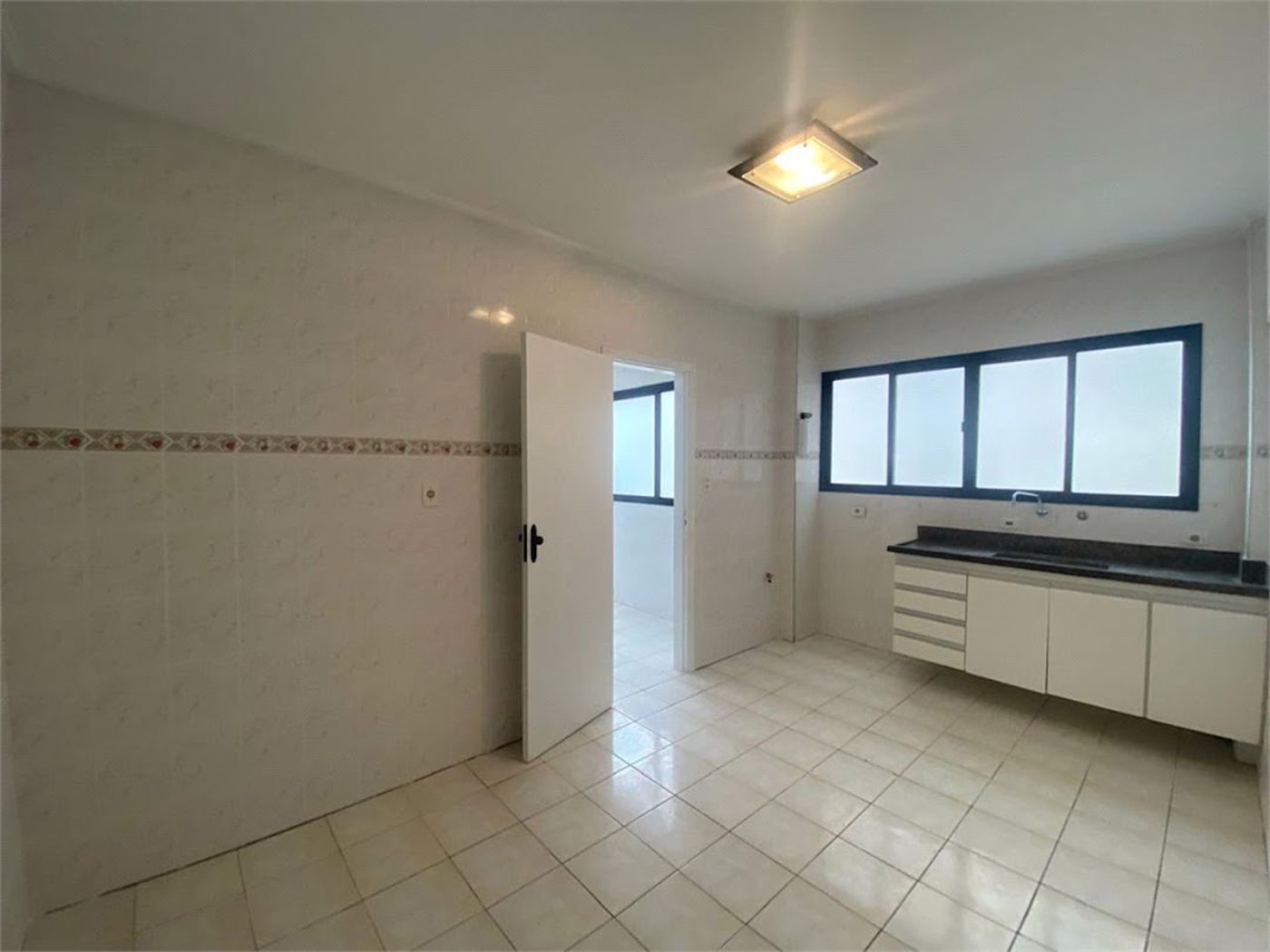 Apartamento com 2 dormitórios à venda, 98 m² por R$ 678.000,00 - Ponta da Praia - Santos/SP