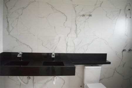 Casa à venda com 4 suítes em Condomínio Residencial Shamballa II, Atibaia, SP