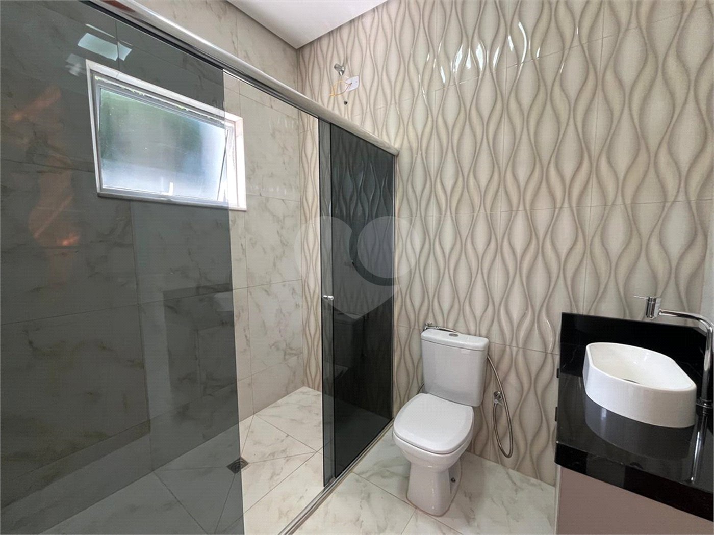 Casa à venda com 3 quartos, sendo 2 suítes, em Portal dos Pinheiros II, Itapetininga, SP