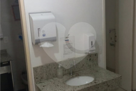 Salão Comercial à venda ou para alugar em Vila Vitória, Mogi das Cruzes, SP