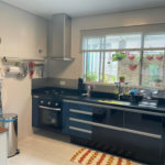 Casa à venda com 2 suítes no condomínio Cotia, Cotia - SP