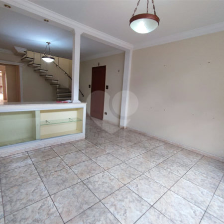 Sobrado à venda com 3 quartos, sendo 1 suíte, em Brooklin, São Paulo, SP