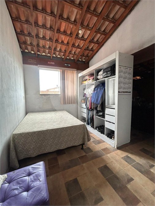 Sobrado à venda com 3 quartos, sendo 1 suíte,  em Jardim Regina, Indaiatuba, SP