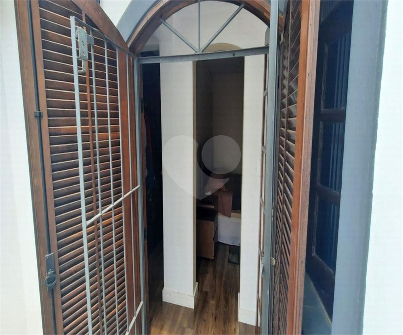 Sobrado à venda com 4 quartos, sendo 1 suíte, em Vila Marari, São Paulo, SP