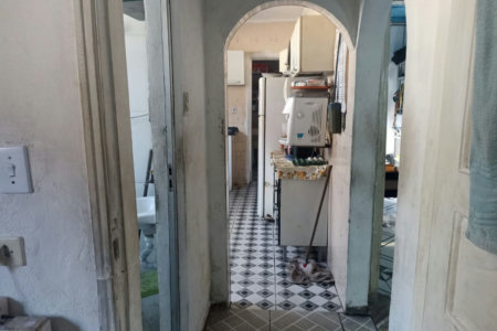 Casa com 2 dormitórios à venda, 244 m² por R$ 460.000,00 - Parque Bitaru - São Vicente/SP