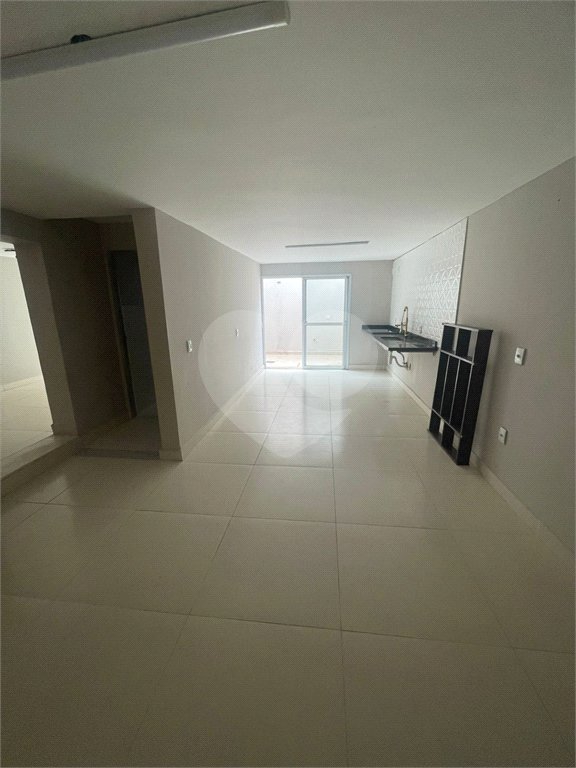 Sobrado à venda com 3 quartos, sendo 2 suítes,  em Vila Oliveira, Mogi das Cruzes, SP