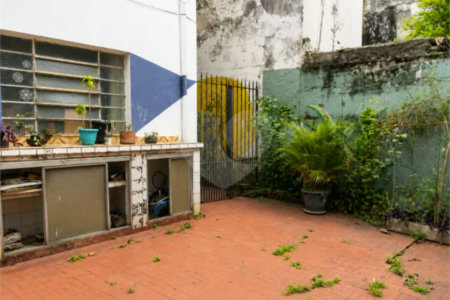 Casa à venda com 2 quartos em Vila Mariana, São Paulo, SP