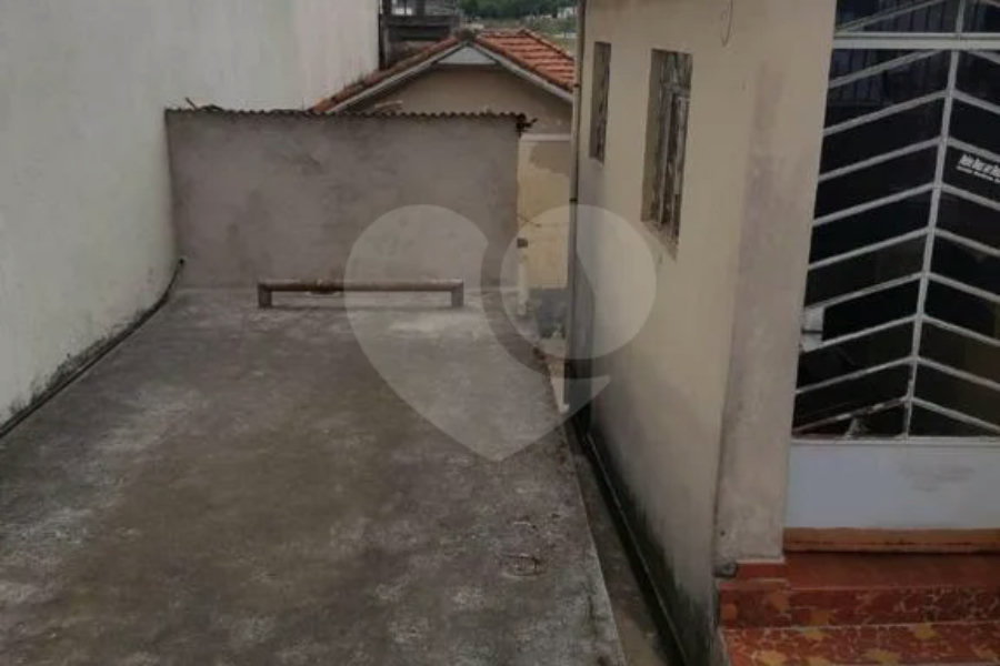 Excelente terreno para Construtores 10 x 30 na Vila Lucia