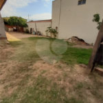 Casa no Antenor Garcia
