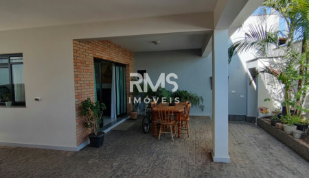 Casa à venda com 4 quartos, sendo 1 suíte,  em Jardim da Cidade ii, Salto, SP