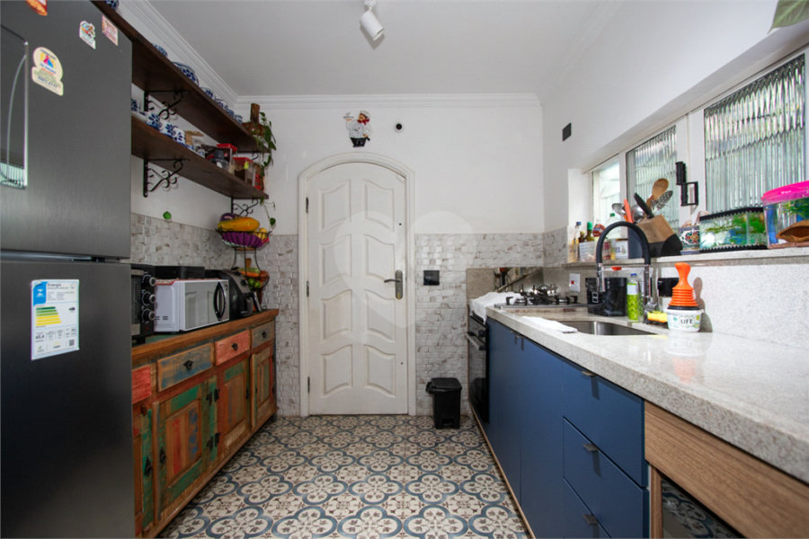Sobrado à venda com 5 quartos, sendo 2 suítes, em Tremembé, São Paulo, SP