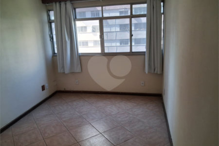 Apartamento à venda com 2 quartos em Praça da Bandeira, Rio de Janeiro, RJ