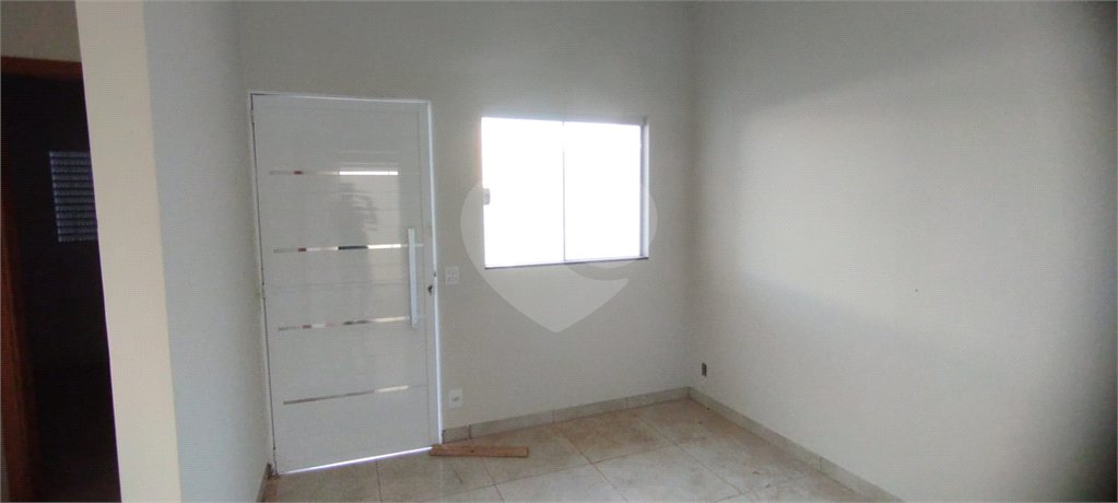 Casa à venda ou para alugar com 2 quartos, sendo 1 suíte, em Ipê, Três Lagoas, MS