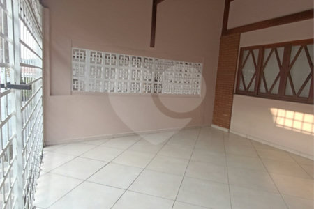 Casa à venda com 2 quartos em Vila Galvão, Guarulhos, SP