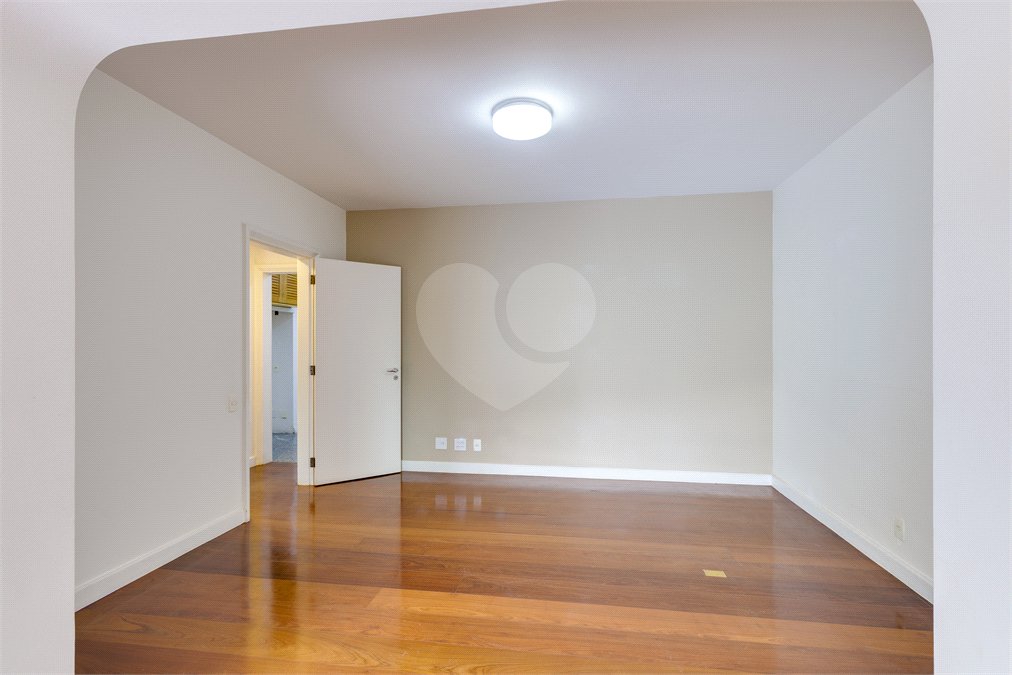 Apartamento à venda com 4 suítes em Alto da Boa Vista, São Paulo, SP