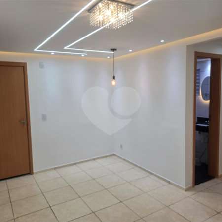 Apartamento à venda com 2 quartos em Santa Cruz, Rio de Janeiro, RJ