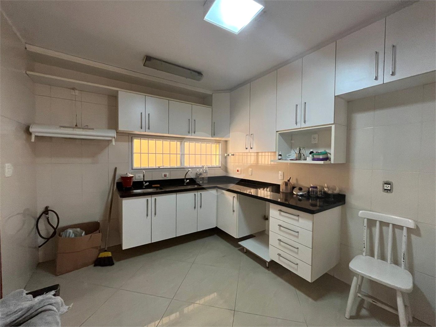 Sobrado à venda com 4 quartos, sendo 1 suíte,  em Vila Cordeiro, São Paulo, SP