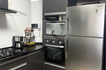 Apartamento à venda com 3 suítes em Vila Suzana, São Paulo, SP