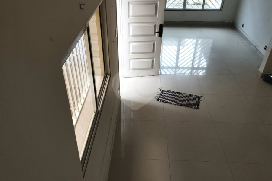 Sobrado à venda com 3 suítes em Vila Guilherme, São Paulo, SP