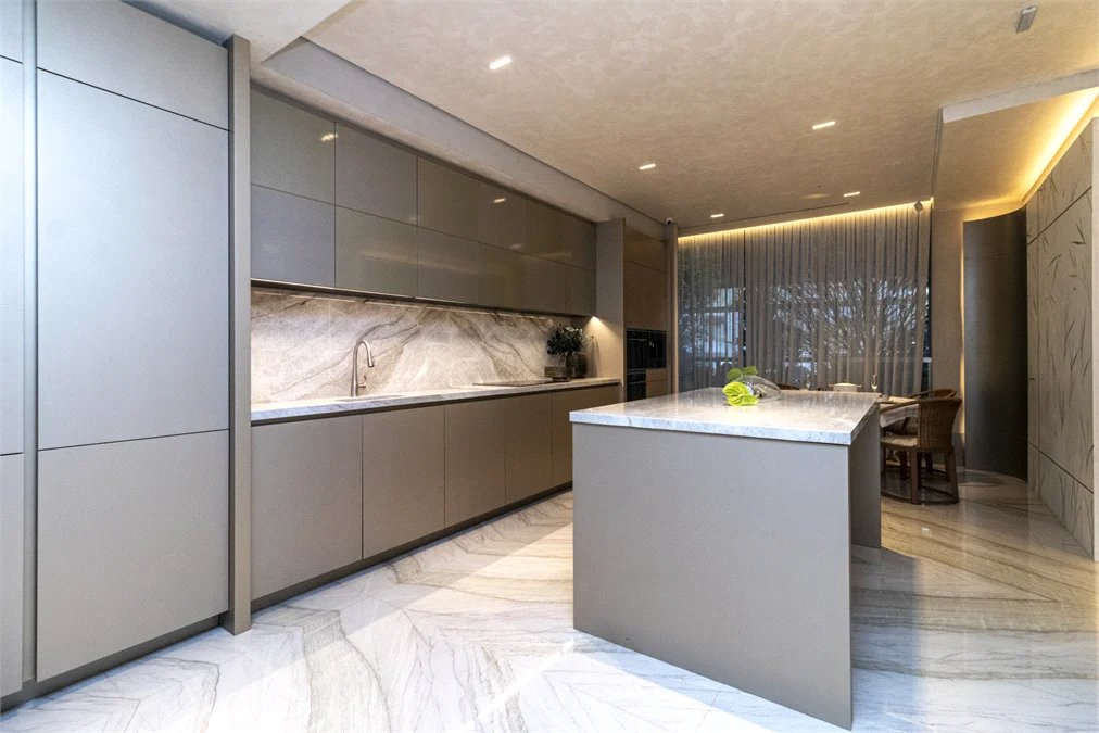 Apartamento à venda com 4 suítes em Jardim Guedala, São Paulo, SP