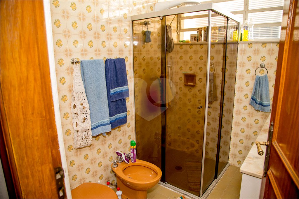 Casa à venda com 7 quartos, sendo 1 suíte, em Jardim Paulistano, São Paulo, SP