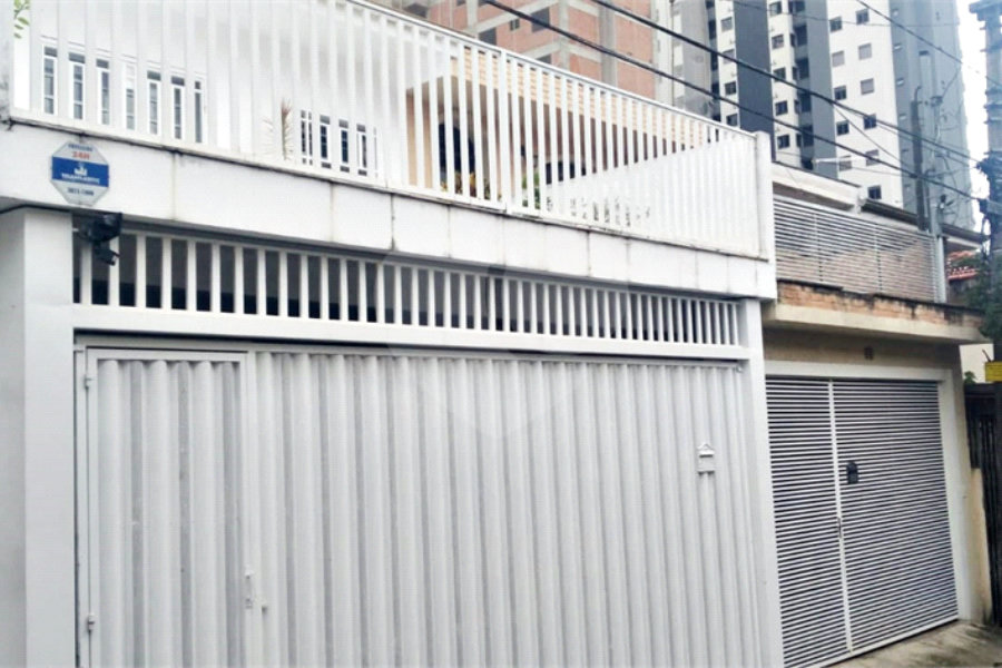 Casa à venda com 4 quartos, sendo 1 suíte, em Santana, São Paulo, SP