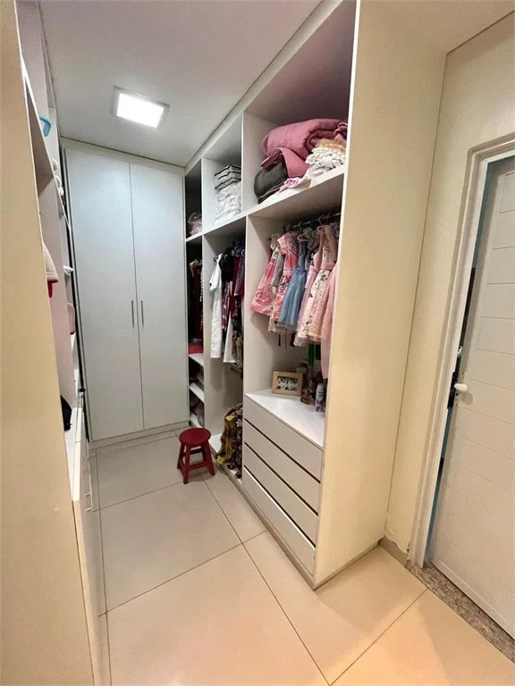 Casa à venda com 6 quartos, sendo 1 suíte,  no Centro, Balsas, MA