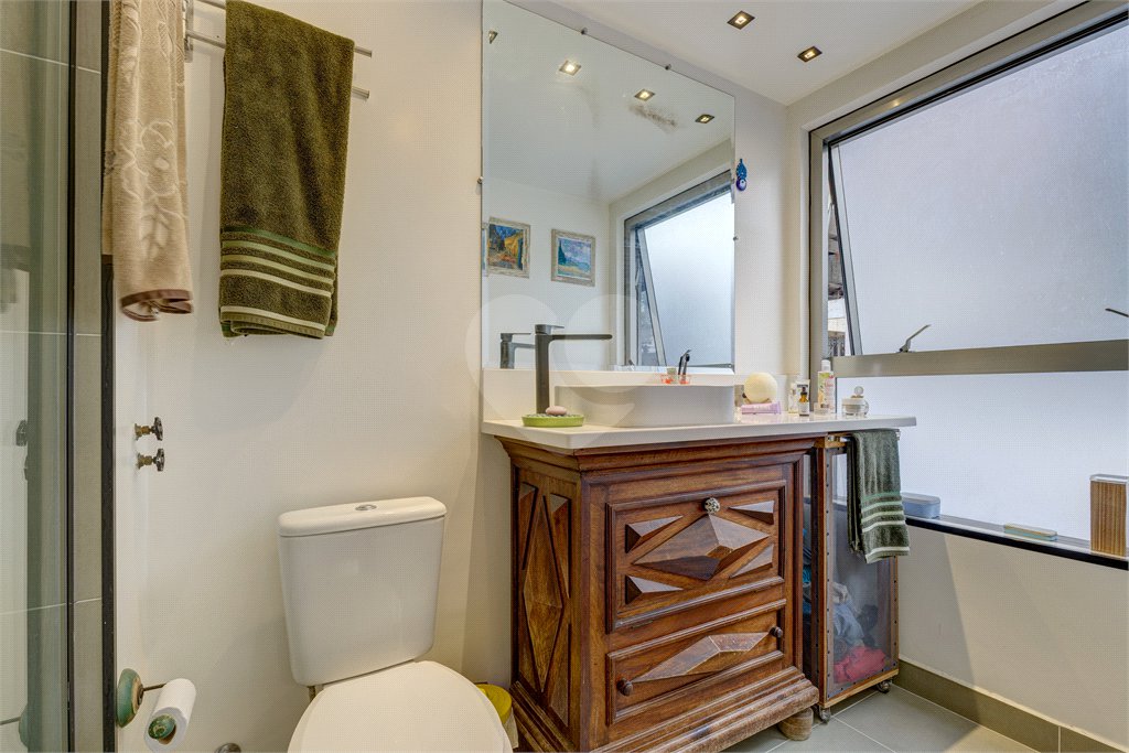 Apartamento à venda ou para alugar com 2 quartos, sendo 1 suíte, em Alto da Boa Vista, São Paulo, SP