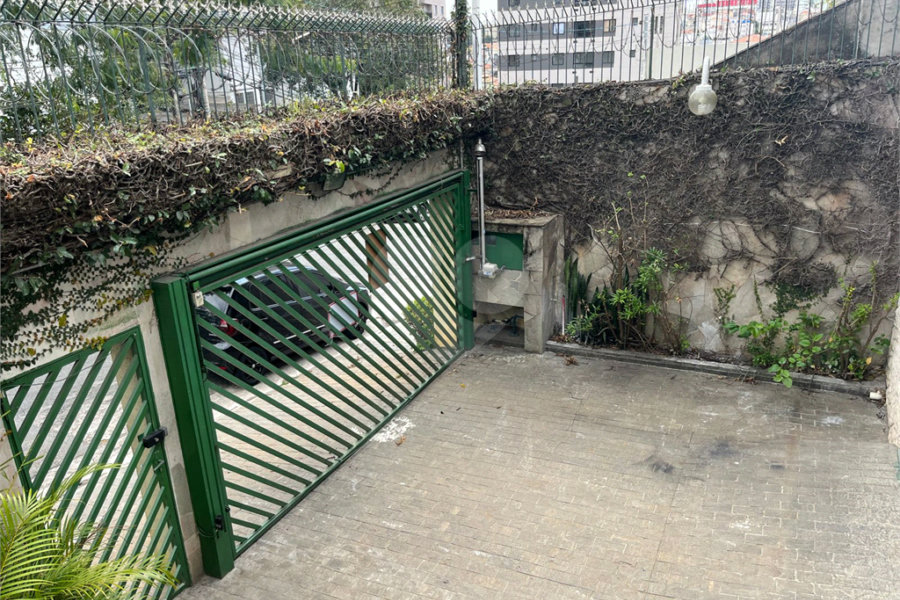 Sobrado à venda com 4 quartos, sendo 1 suíte, em Vila Guilherme, São Paulo, SP