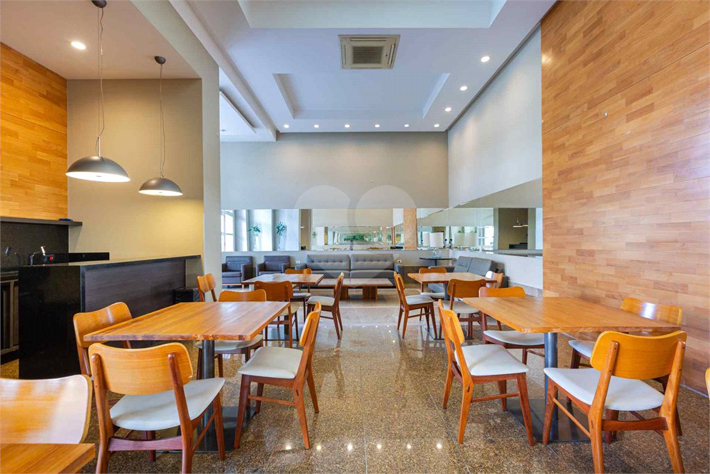 Apartamento à venda com 3 suítes em Vila Anglo Brasileira, São Paulo, SP