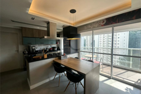 Apartamento à venda com 2 suítes em Vila Andrade, São Paulo, SP