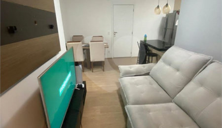 Apartamento à venda com 2 quartos, sendo 1 suíte,  em Picanço, Guarulhos, SP
