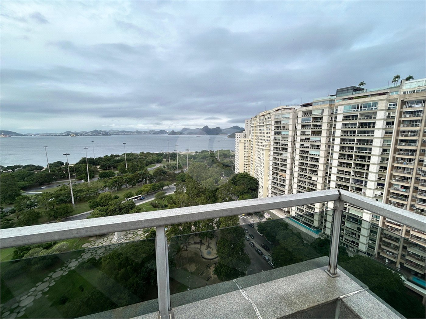 Cobertura à venda com 5 quartos, sendo 1 suíte, em Flamengo, Rio de Janeiro, RJ