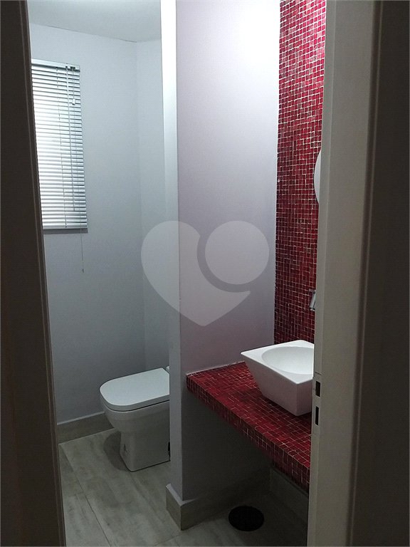 Sobrado à venda com 3 quartos, sendo 1 suíte, em Vila Paulista, São Paulo, SP