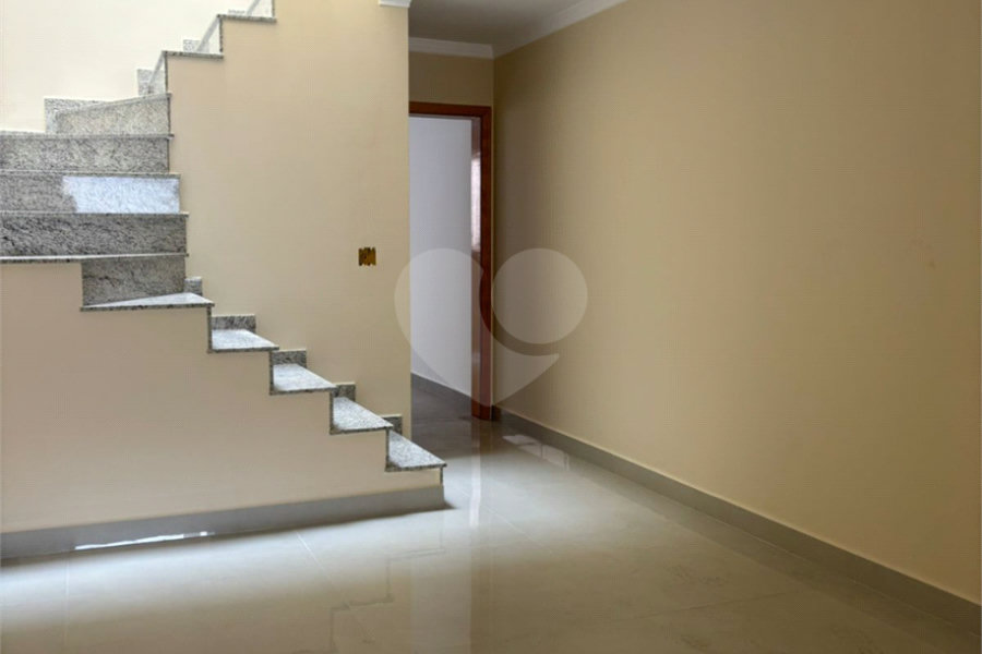 Sobrado à venda com 3 quartos, sendo 1 suíte, em Vila Nova Cachoeirinha, São Paulo, SP