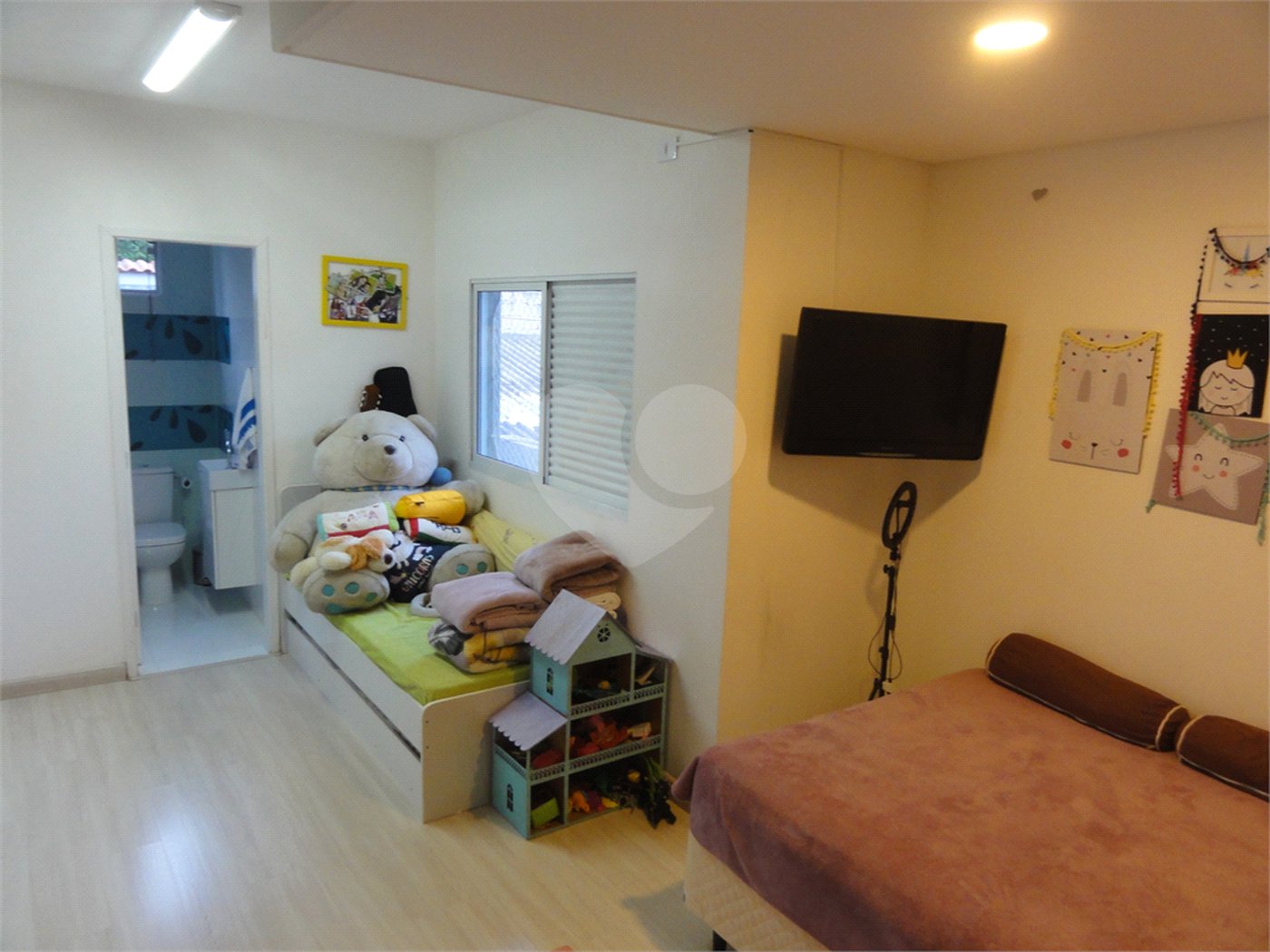Sobrado à venda com 3 quartos, sendo 1 suíte, em Tremembé, São Paulo, SP