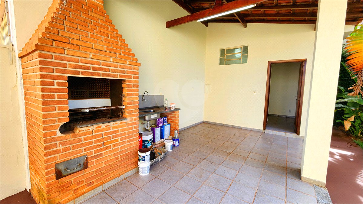 Sobrado à venda com 4 quartos, sendo 2 suítes, em Jardim Primavera, Araraquara, SP
