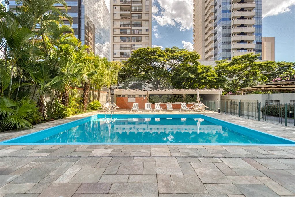Apartamento com 3 quartos à venda em Brooklin - SP