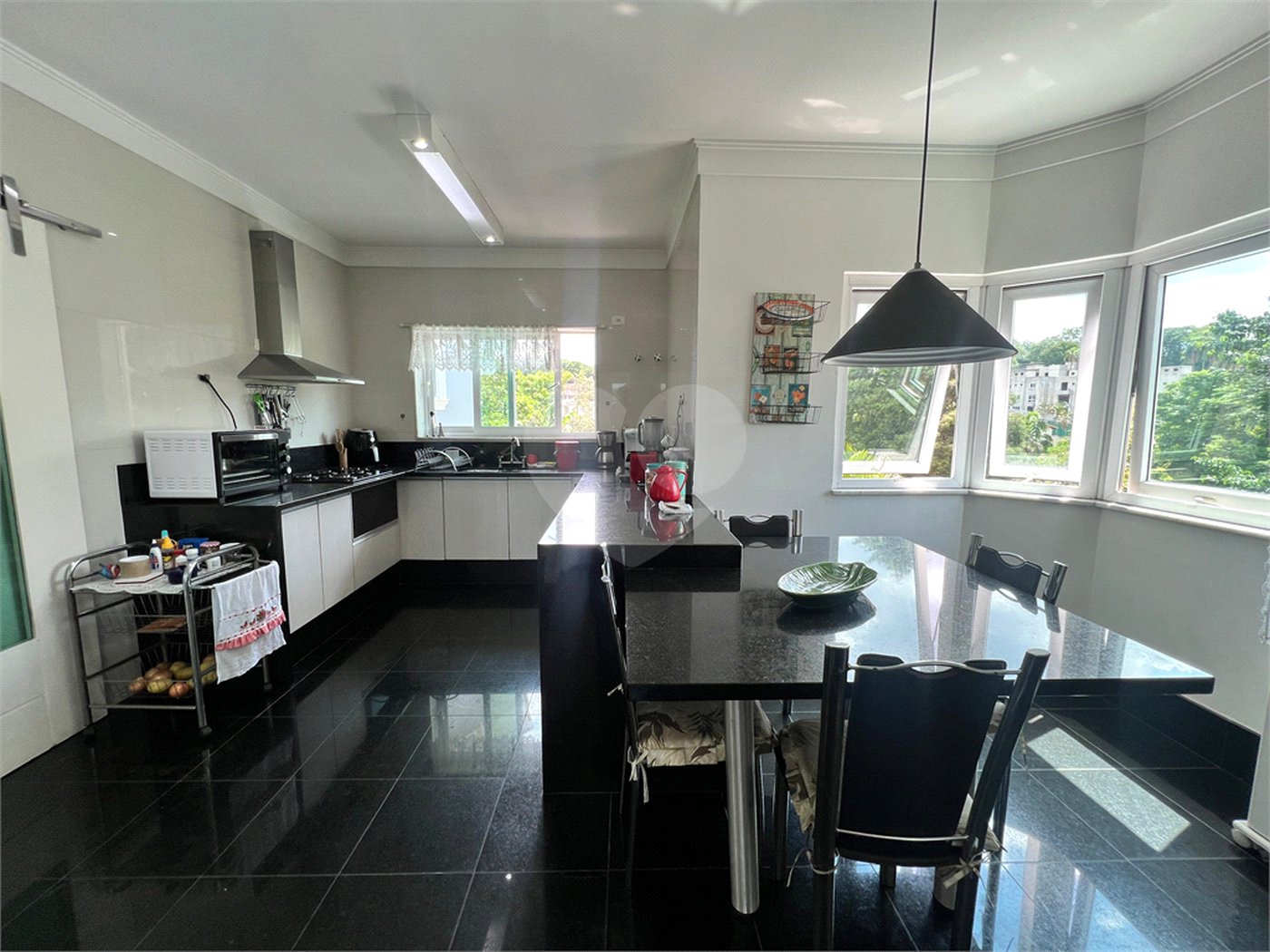 Casa à venda com 3 suítes no condomínio Quinta de Santo Antônio, São Paulo - SP