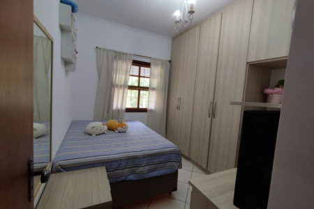 Casa à venda com 3 quartos, sendo 1 suíte, no condomínio Outeiro Das Flores, Itupeva - SP